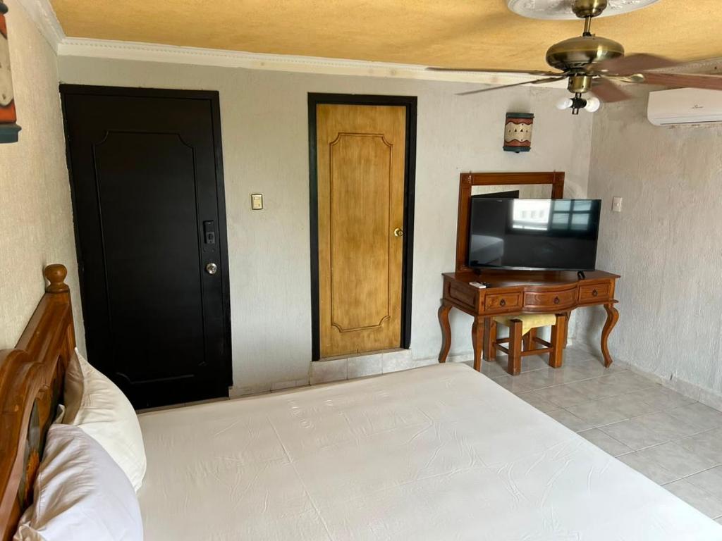 Hotel CBlanca - 5