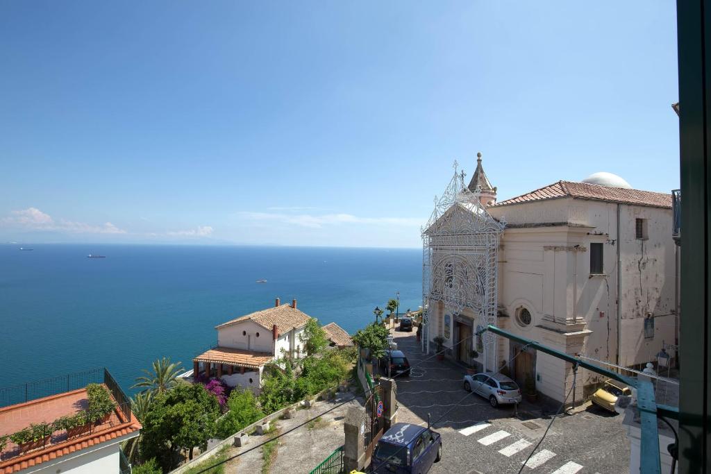 Starhost - CASA BETTINA enchanting seaview - 2