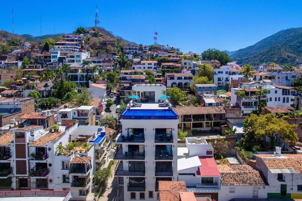 Breathtaking Bay Views, Downtown Puerto Vallarta - 5