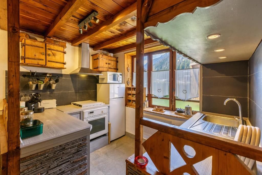 Maisonnette Argentée Near Grands Montets: Garden + Mont Blanc - Happy Rentals - 4