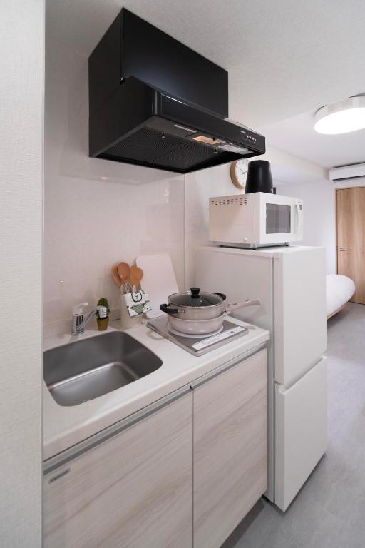 The Peak Shinsaibashi Reserve Apartment Hotel