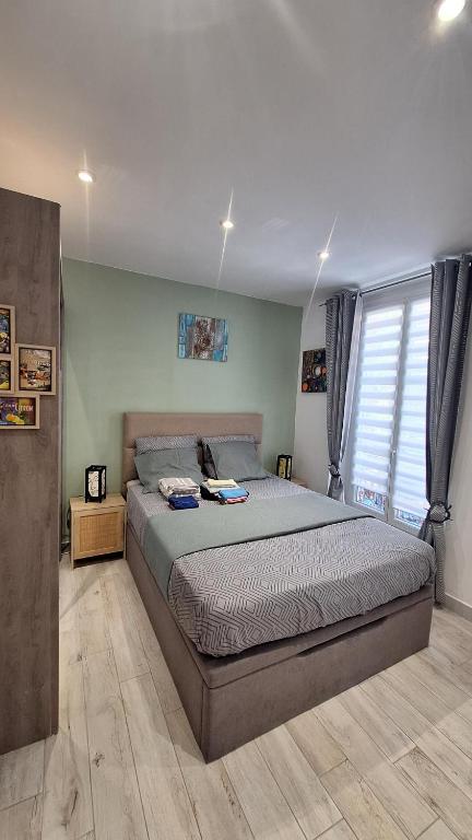 Studio lumineux avec stationnement proche Monaco, Nice, plage et gare - 4