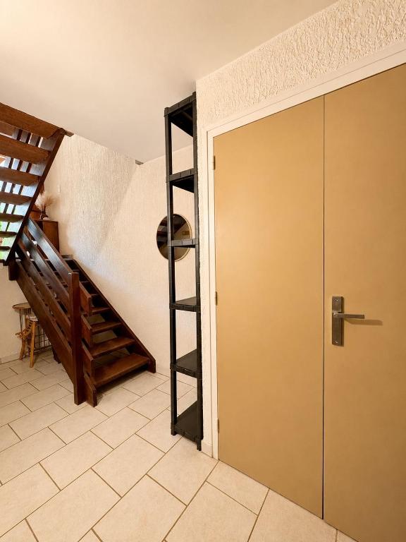 Appartement 6 pers - vue panoramique - centre et pistes à pied - 3