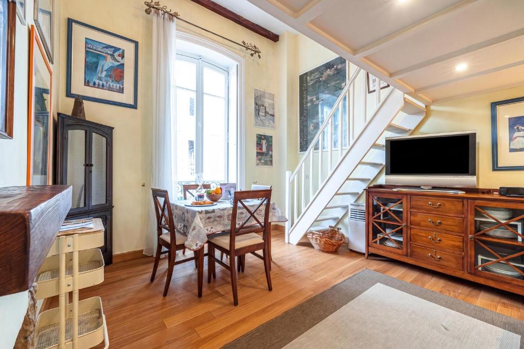 Regina - Happy Rentals - 3