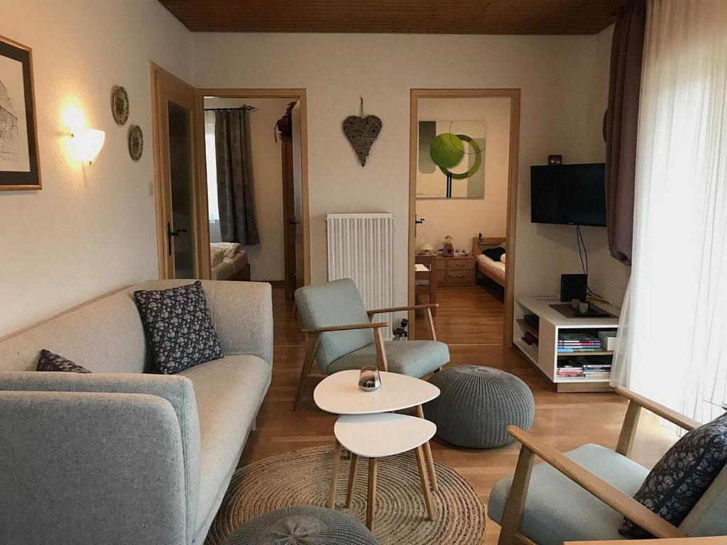 Ferienhaus im Landhausstil mit Terrasse und Bergblick - 2