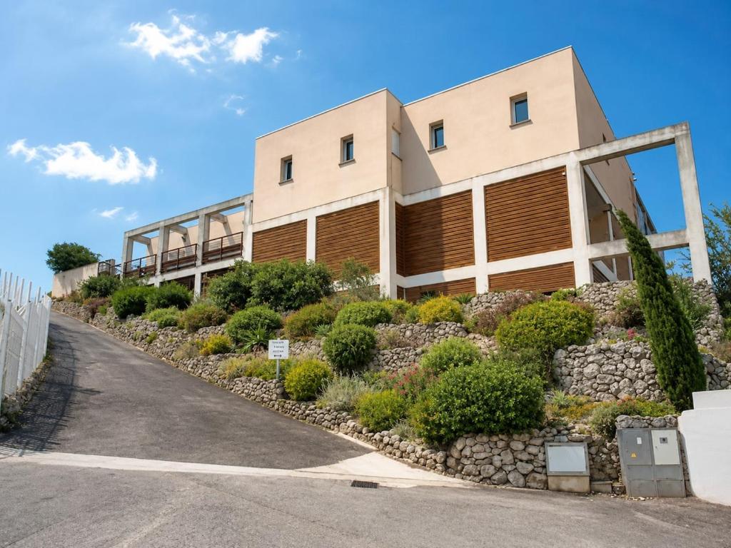 Panoramic villa and exceptional terrace - 3