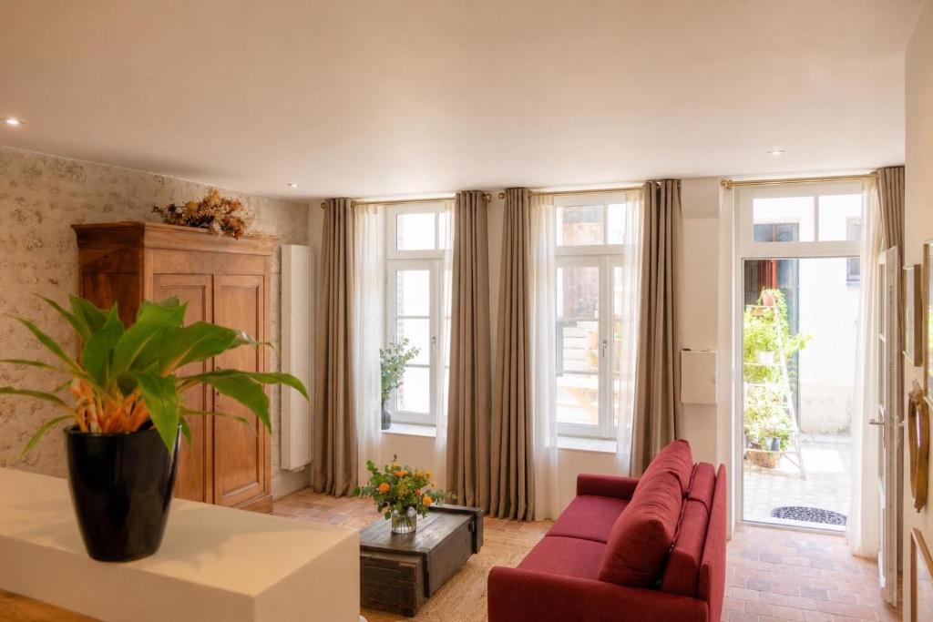 L'Écurie de Jeanne - Appartement avec PARKING et TERRASSE en plein cœur d'Orléans - 3
