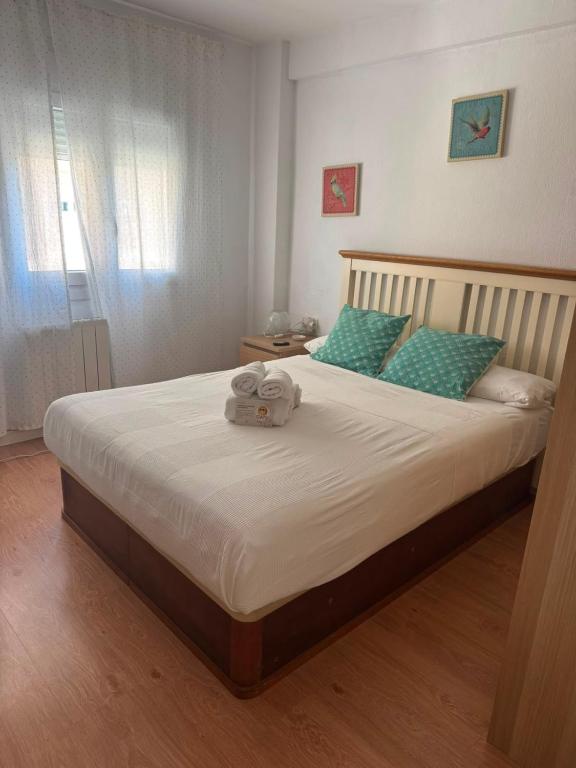 GATU Villa Dante Playa Victoria Parking gratuito, "preferente para mayores de 25 años y familias " - 1