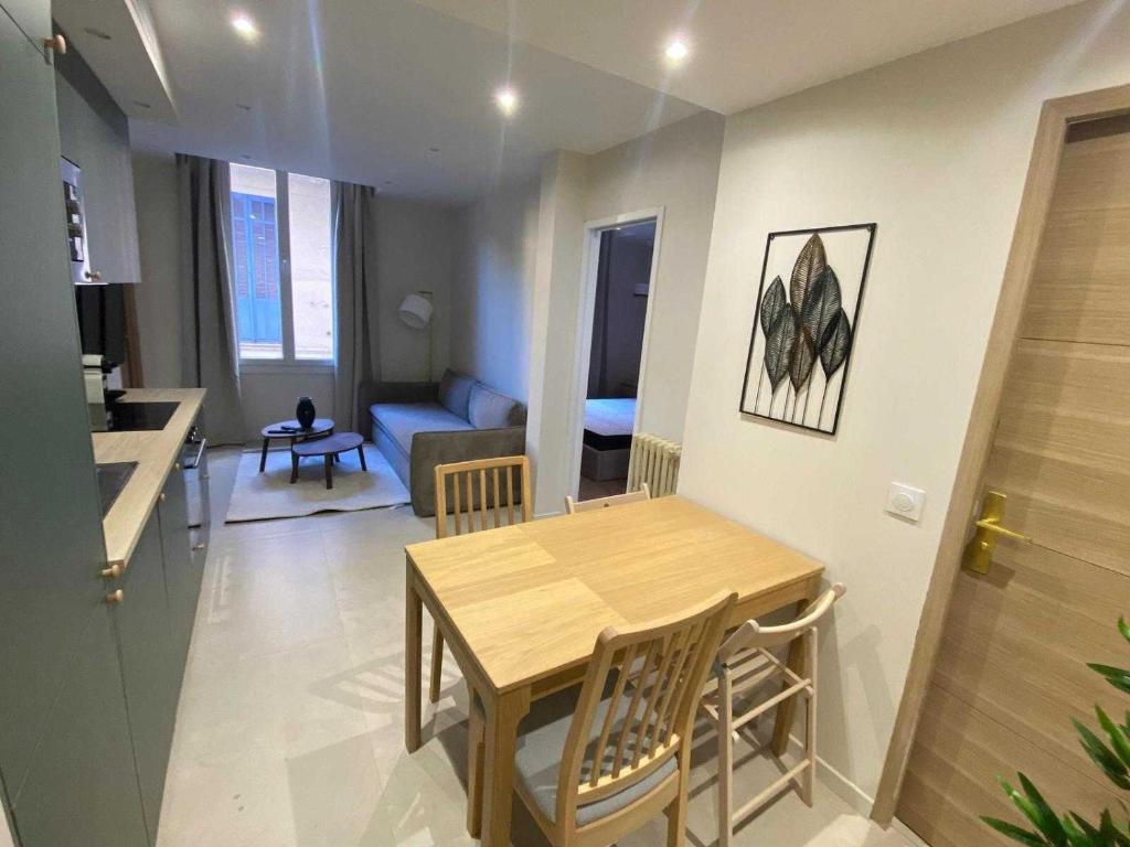 Modern apartment -1BDR 4P - 300m from the BEACH - 5