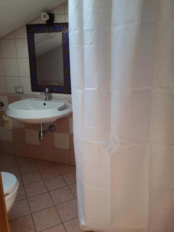 Mango guest house - 4