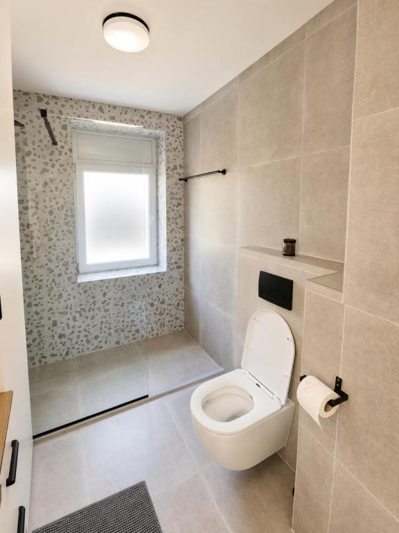 Tango Apartment Sarajevo - City Center Retreat - 5
