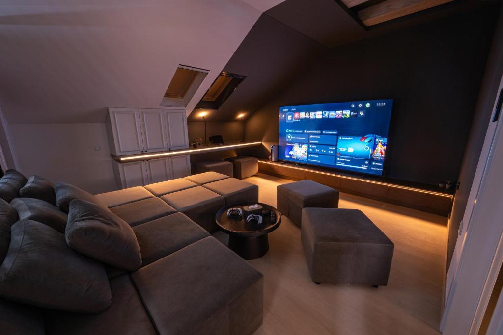 ChilLux Wellness Residence - 1