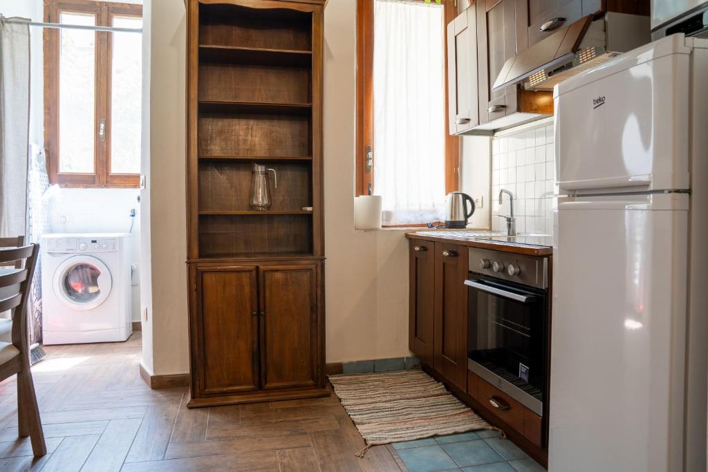 GuestHost - Comfy Studio X3 Ravenna Centre - 2