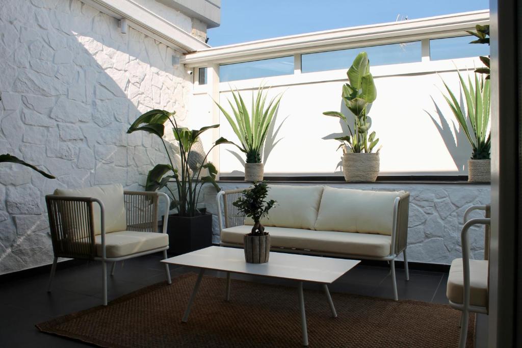 San Marco Home - Elegant Loft with Terrace and Private Parking - Bari - 3