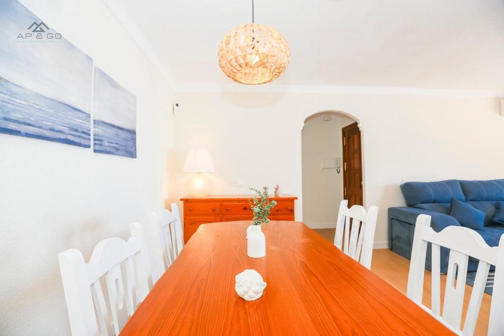 Beachfront Bliss, Terrace & Stunning Sea Views - 5