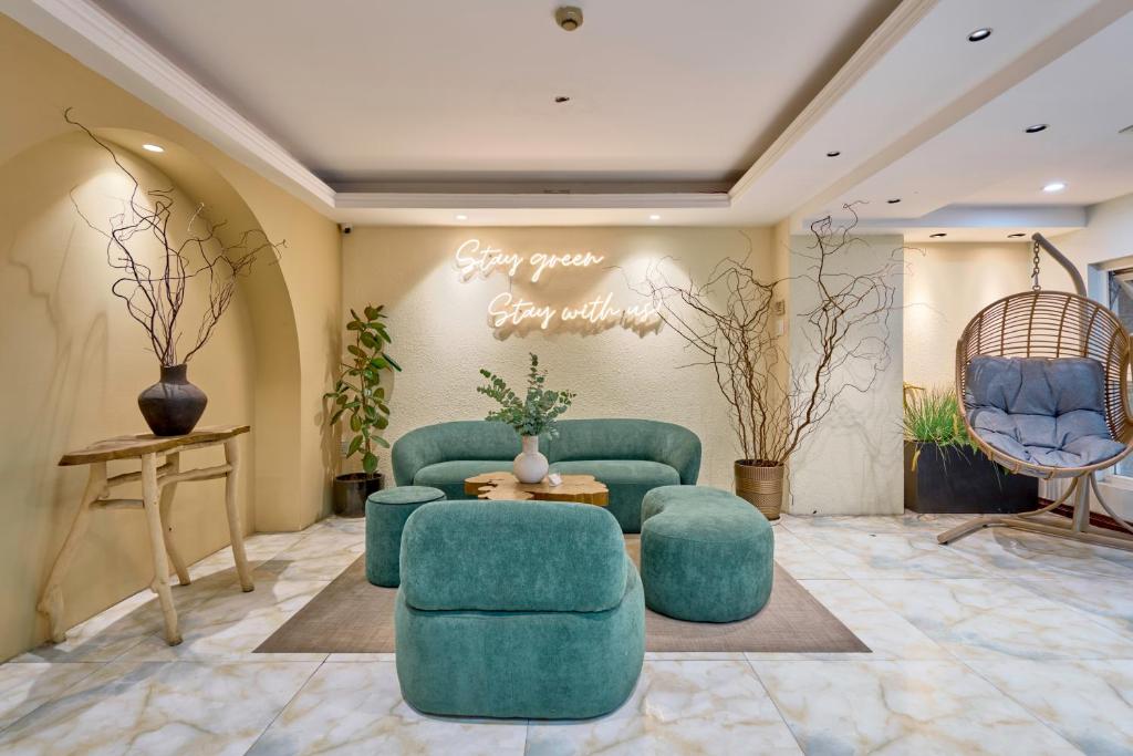 Khách sạn Cactusland Tân Bình