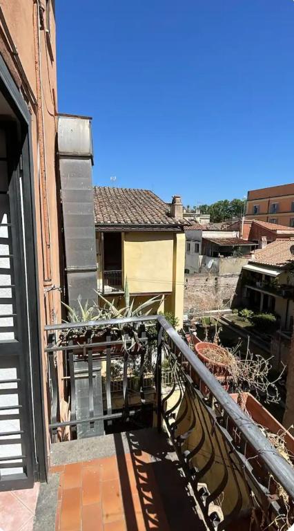 Rustic Apartment in Trastevere - 2