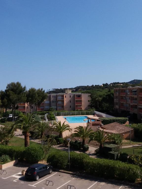 Studio cosy avec vue sur la mer à Bormes-les-Mimosas, 20 m². - 3