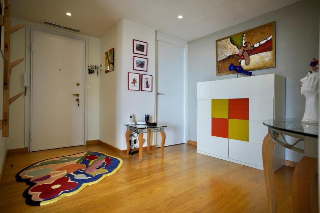 Appartement chic à Cannes, avec terrasse et cheminée, 83 m² - 2
