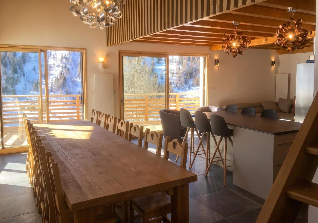 Chalet chaleureux montagne, Valmeinier, vue imprenable + 180 m² - 4