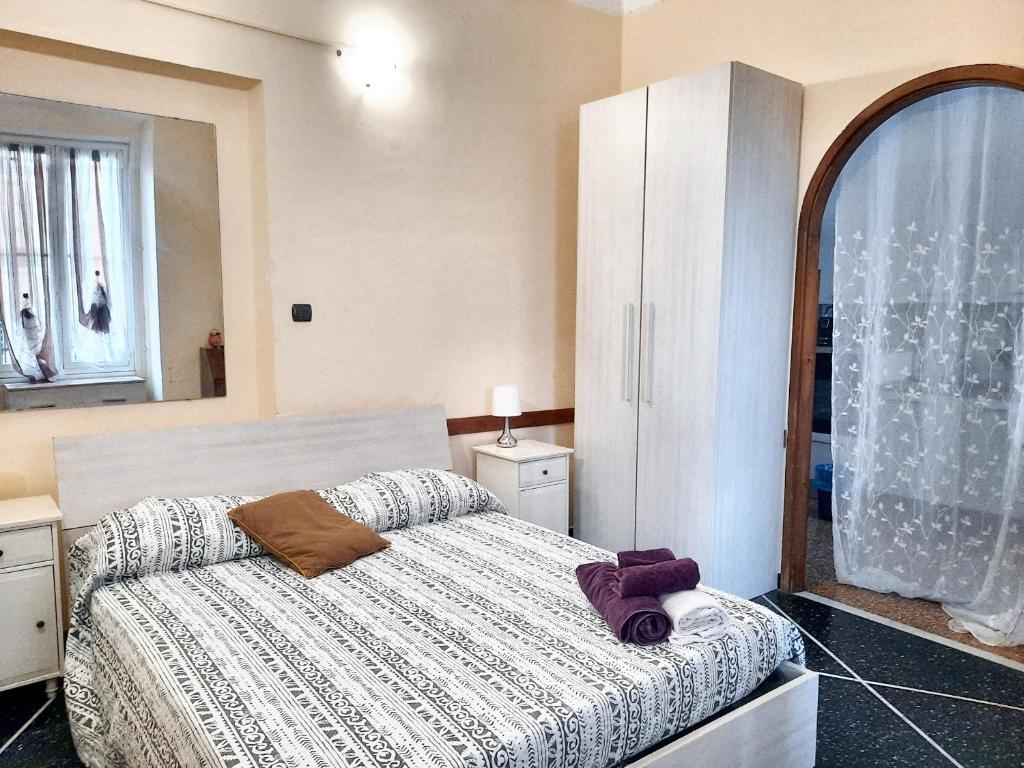 Charming Apartment in Genova - 70 m² - Parking Included - 2