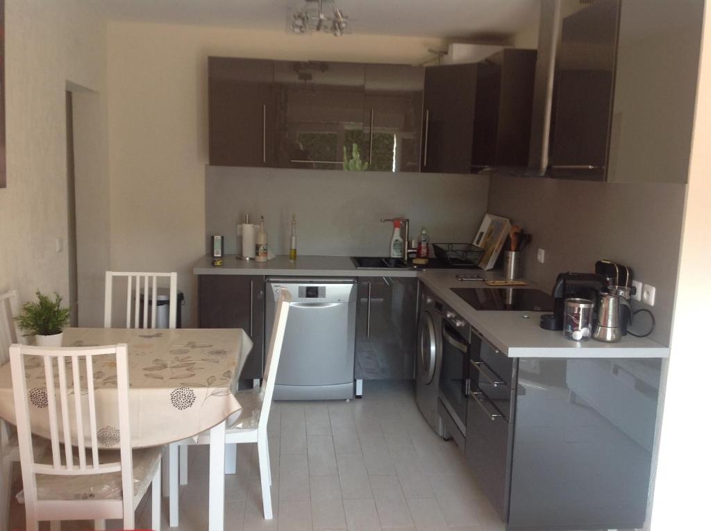 Appartement charmant à Fréjus, 40 m², proche du jardin - 4