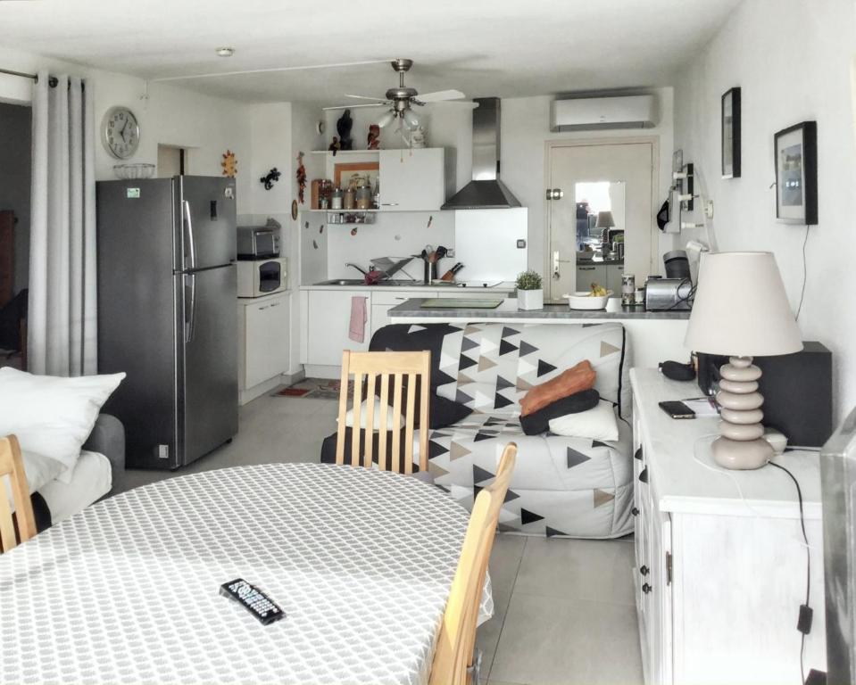Appartement charmant au Grau-du-Roi avec piscine partagée - 4