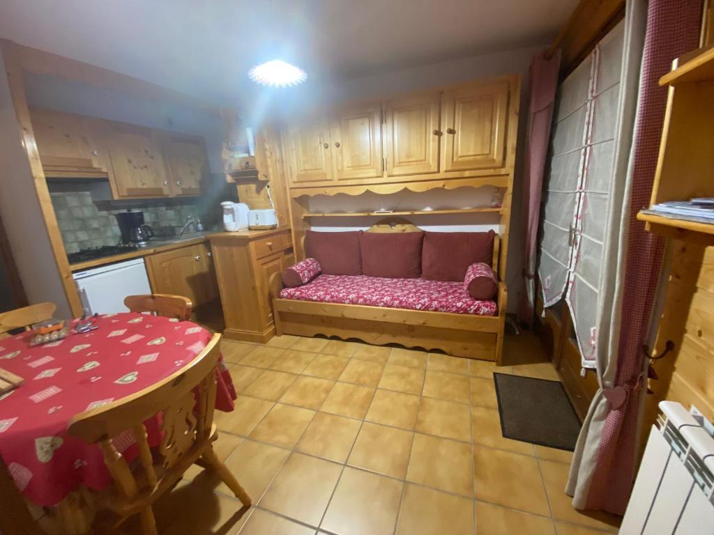 Appartement avec balcon à Praz-sur-Arly 40 m² vue montagne - 4