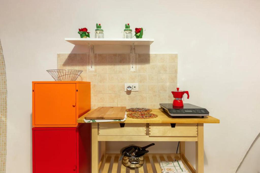 Charming Apartment in Bari's City Centre - 50 m² - Parking - 5