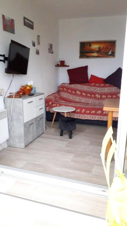 Appartement accueillant à Mandelieu-la-Napoule 32 m² avec balcon - 5
