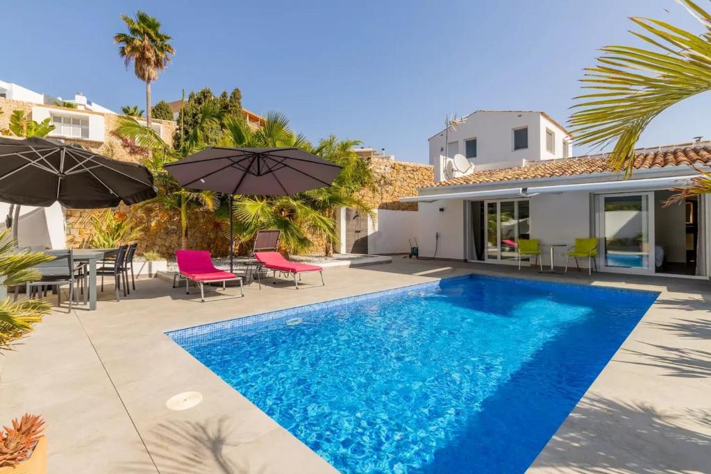 Mediterranean villa in Calpe with private pool. - 1