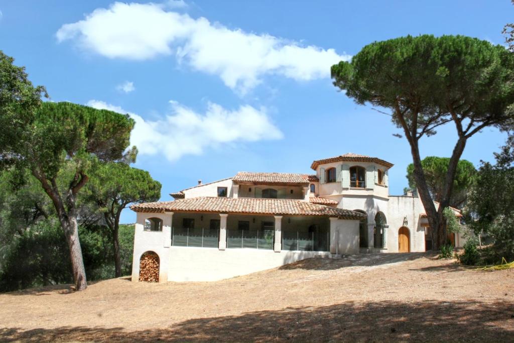 Maison élégante à Sainte-Maxime avec vue sur la mer - 2