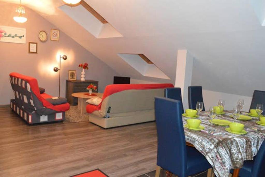 Appartement chaleureux à Gérardmer avec parking privé. - 1