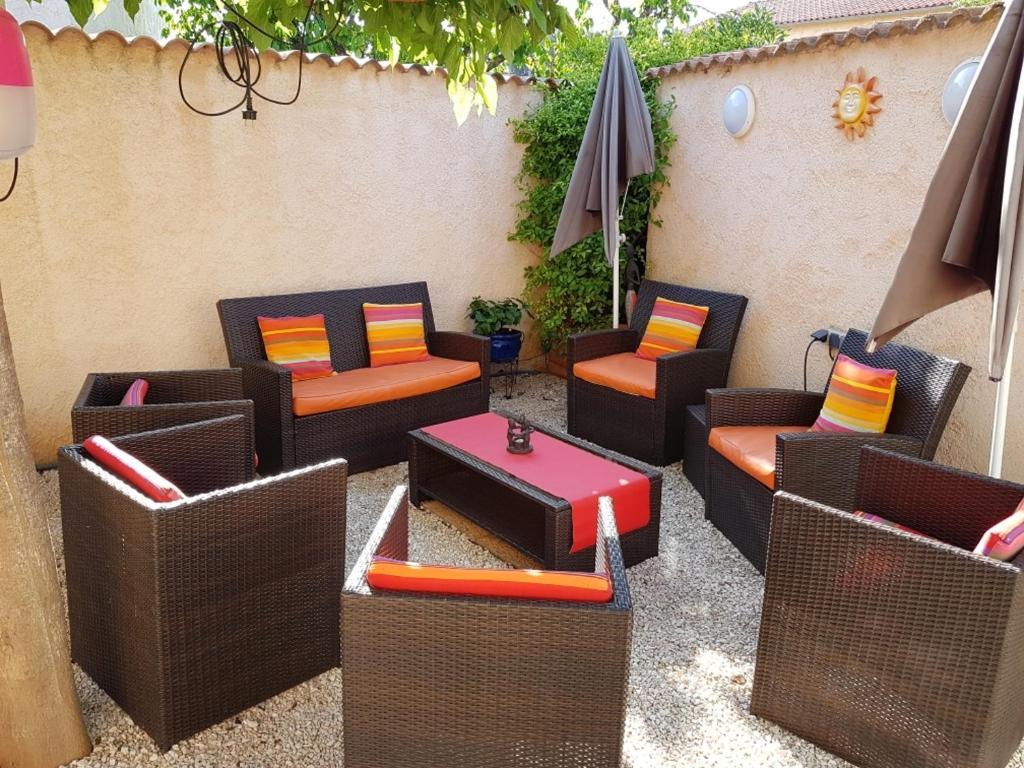 Maison charmante à La Londe-les-Maures, jardin clôturé - 2
