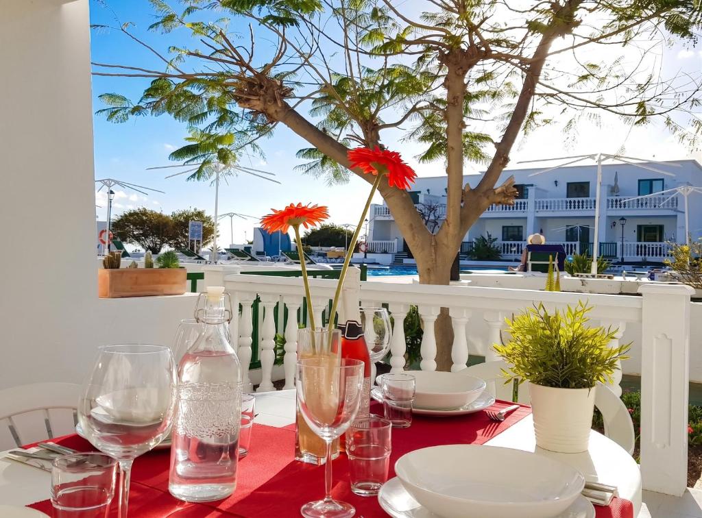 Charming Apartment in Tías + Pool - 4