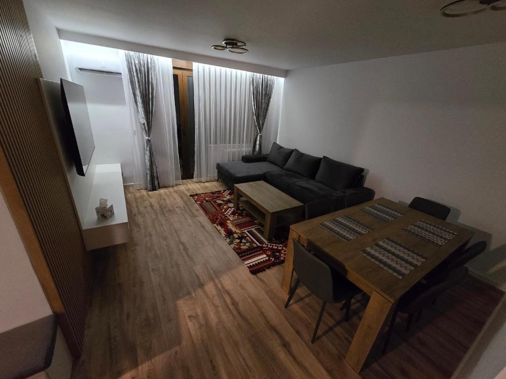 Urban Dvor - Apt 2 - 3