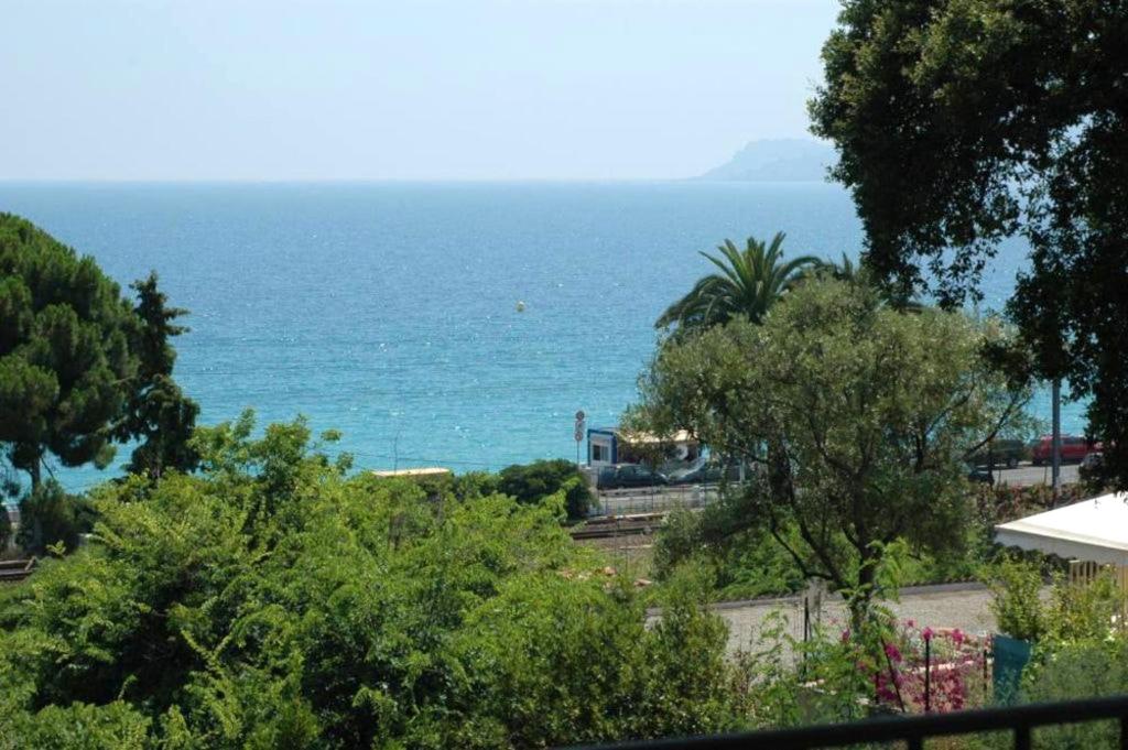 Appartement moderne à Cannes avec vue sur mer et montagne - 85 m² - 1