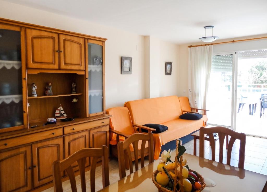 Charming Apartment in Dénia with Shared Pool - 3