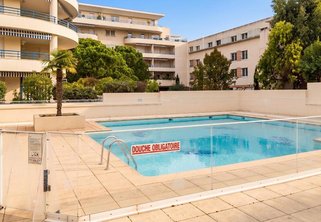 Appartement moderne à Fréjus, 60 m², piscine partagée - 3