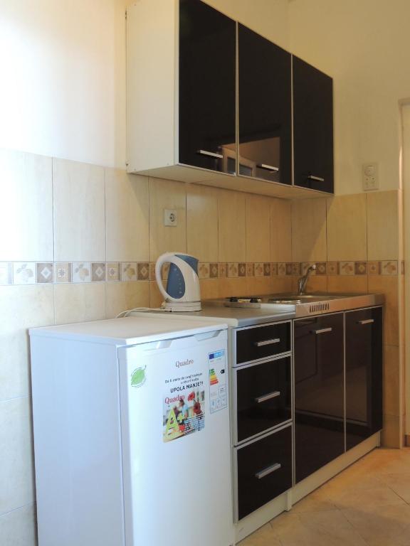 Comfortable Apartment in Ulcinj with Sea View and Garden - 3