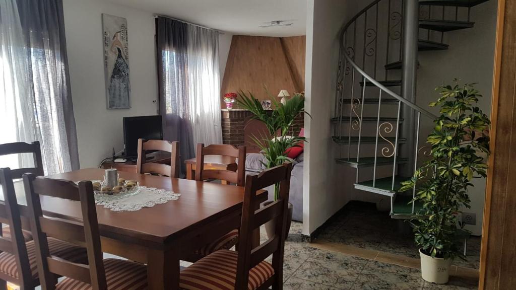 Spacious House in Deltebre with Terrace - 4