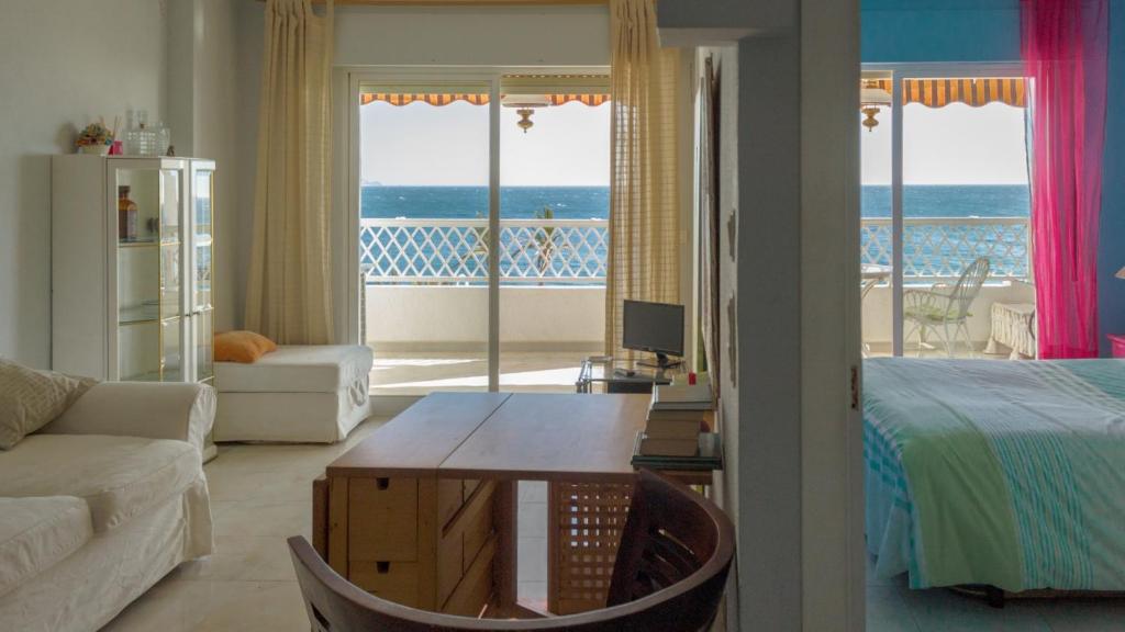 Modern Apartment in Almuñécar - 62 sqm - Sea & Mountain View - 3
