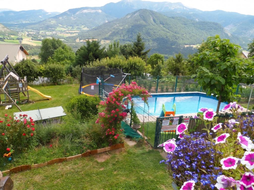 Appartement accueillant à Selonnet de 80 m² avec piscine partagée - 2