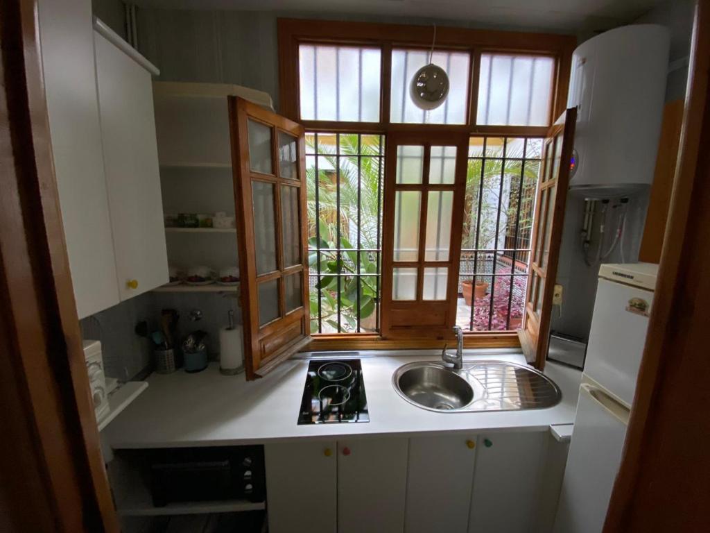 Comfortable Apartment in Central Córdoba, 42 m², Parking. - 2