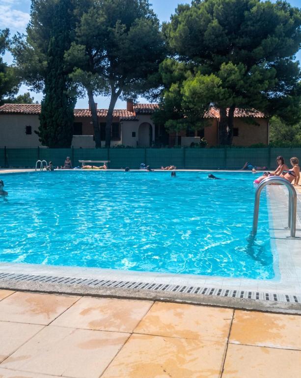 Charmant appartement avec piscine partagée à Agde - 4
