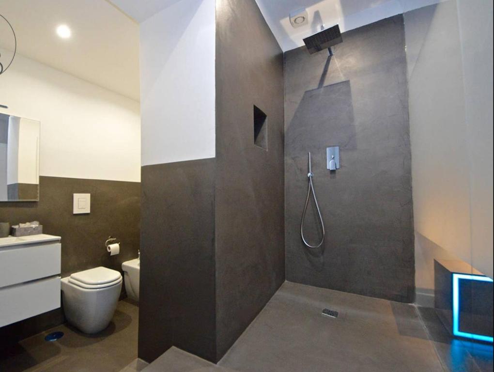 Modern Apartment in Napoli + Balcony - 3