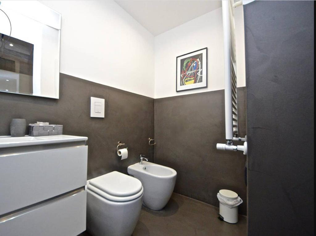 Modern Apartment in Napoli + Balcony - 5