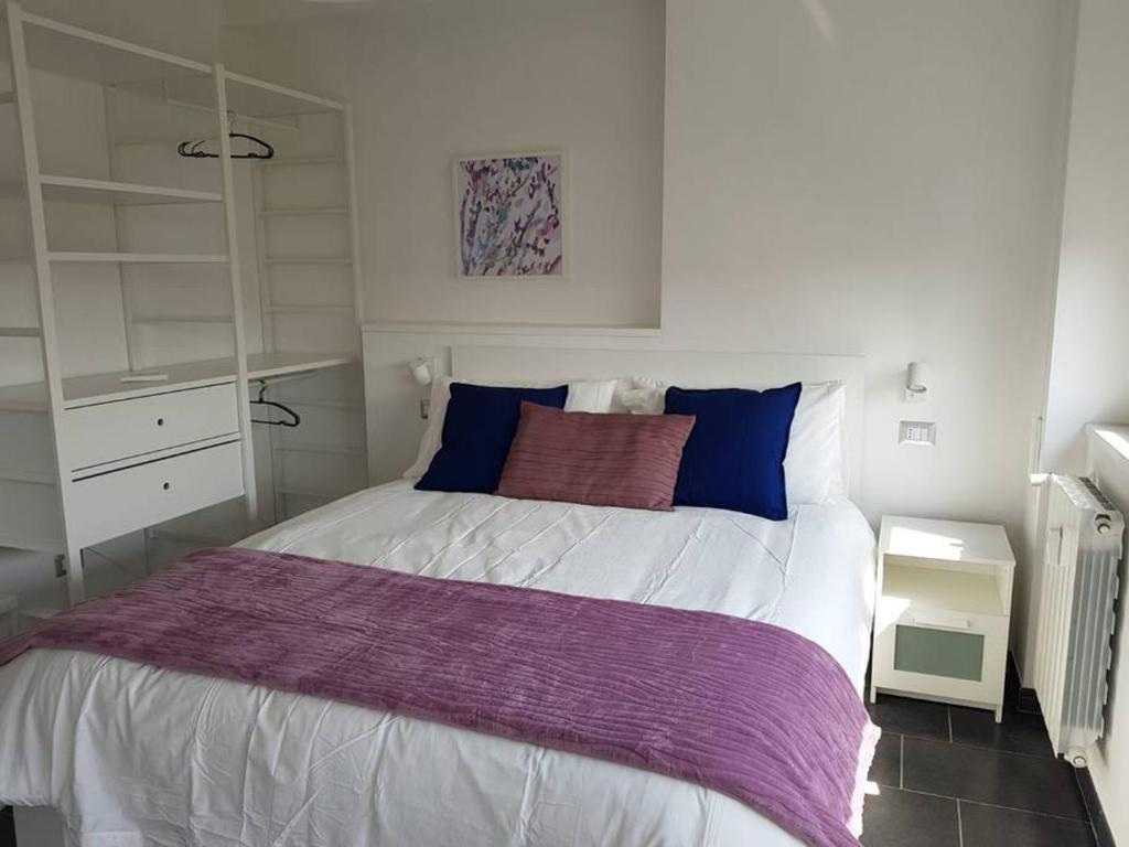Charming Apartment in Rome + Internet - 3