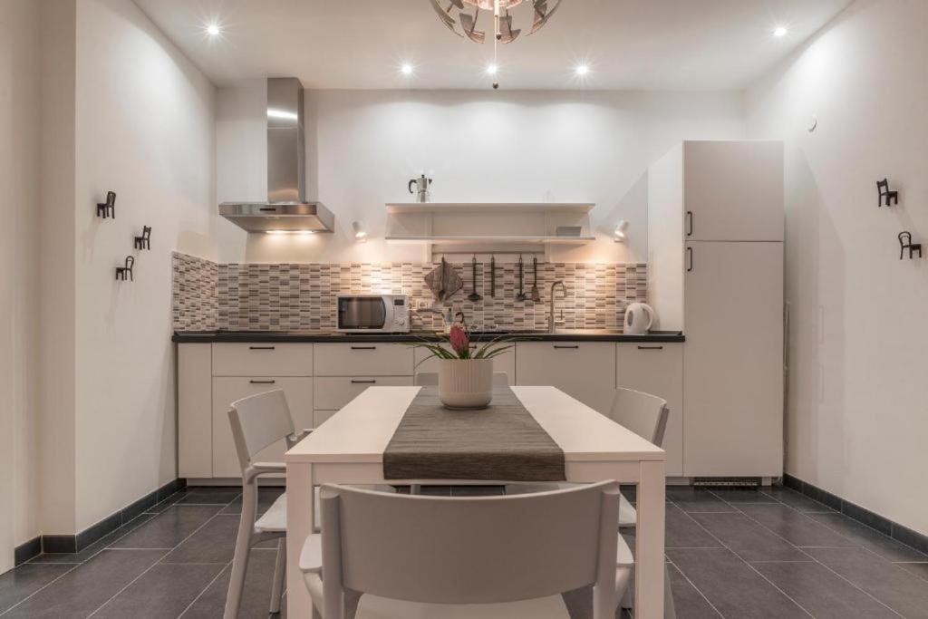 Romantic Apartment in Rome, 50 sqm, Parking - 3