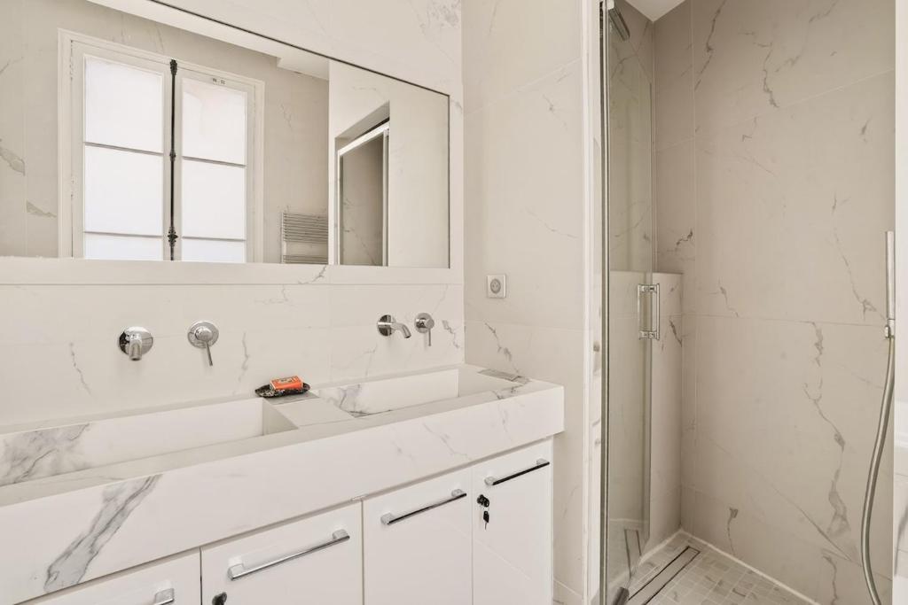 Stunning 1BR flat - Invalides & Eiffel Tower - 5